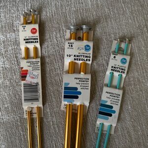 Vintage Boye Aluminum & Plastic Knitting Needles w/"Perfection Points"